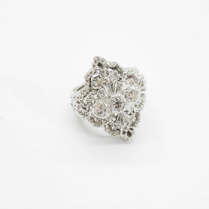 il-marchese-diamonds-diamanti-gioielli-artigianali-anello-foglia-oro-bianco-1