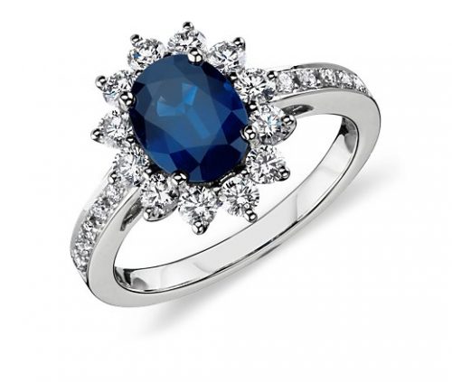 anello di fidanzamento oro bianco diamanti e zaffiro blu modello lady d - kate middleton