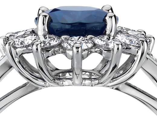anello di fidanzamento oro bianco diamanti e zaffiro blu lady diana kate middleton
